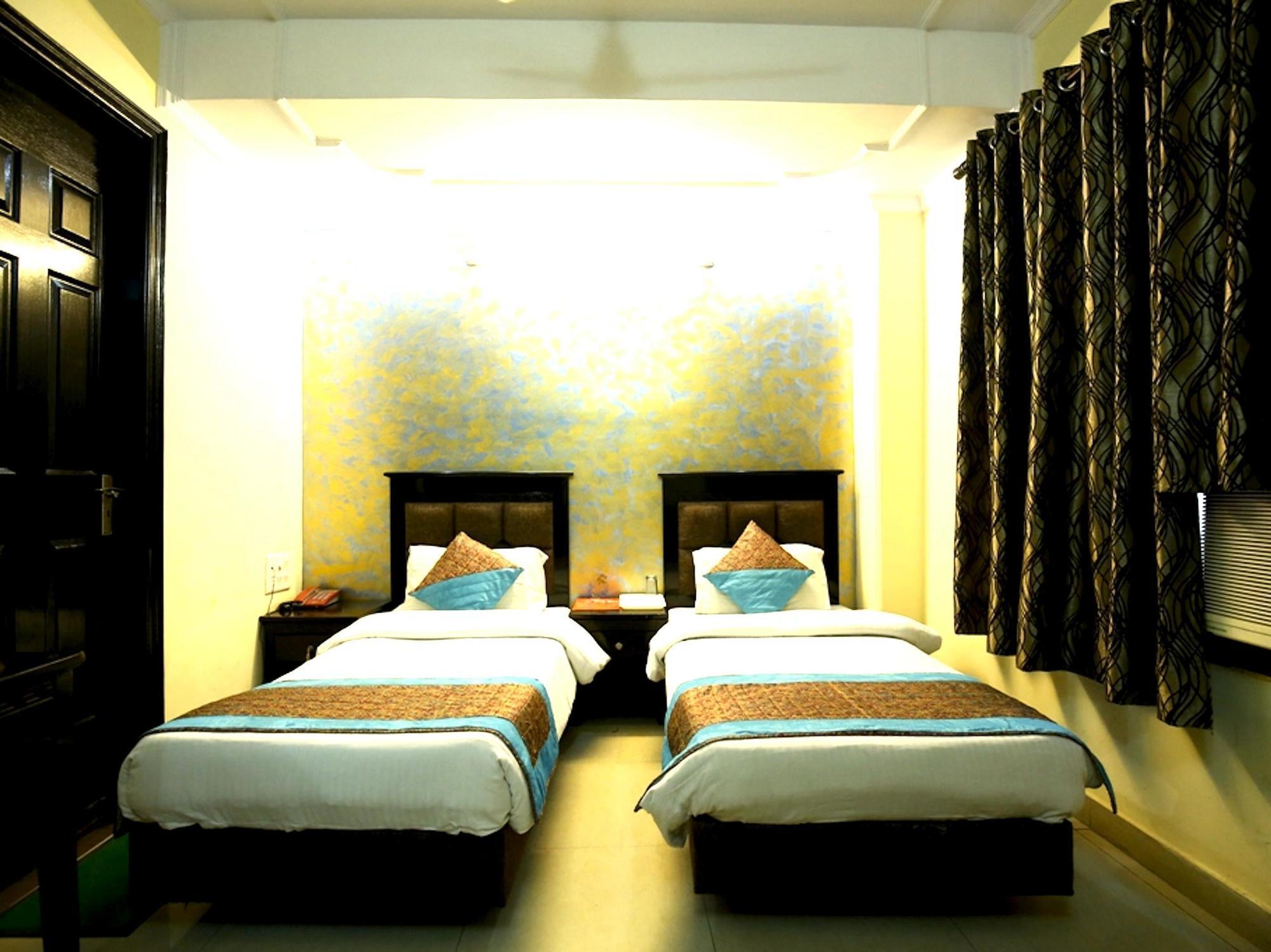 Hotel Sunrise Delhi  Esterno foto