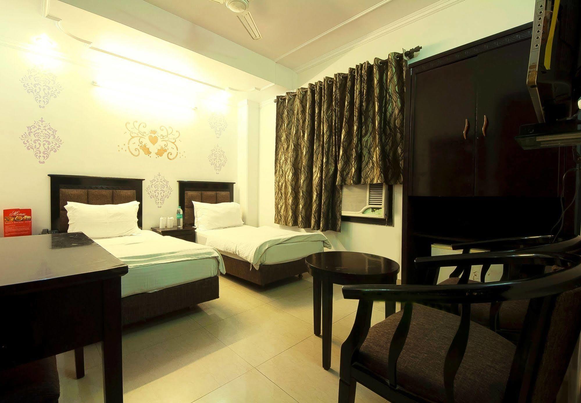 Hotel Sunrise Delhi  Esterno foto