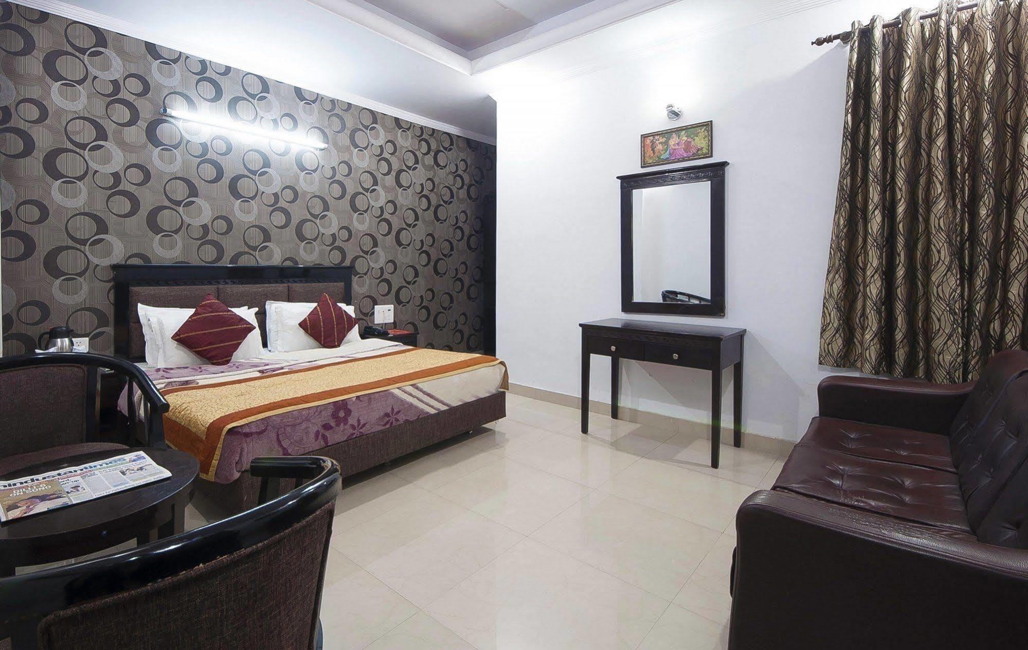 Hotel Sunrise Delhi  Esterno foto